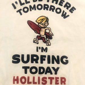 Hollister tee
